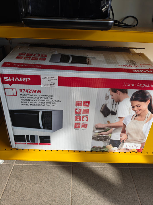 Cuptor cu microunde ,grill ,Sharp R742WW