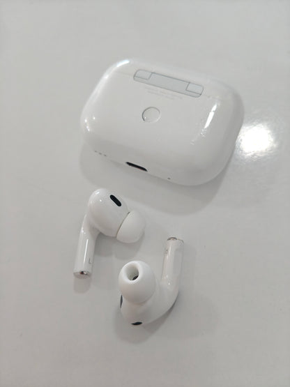 Apple AirPods Pro 2,Noise Cancel, 3D Audio ,Type C