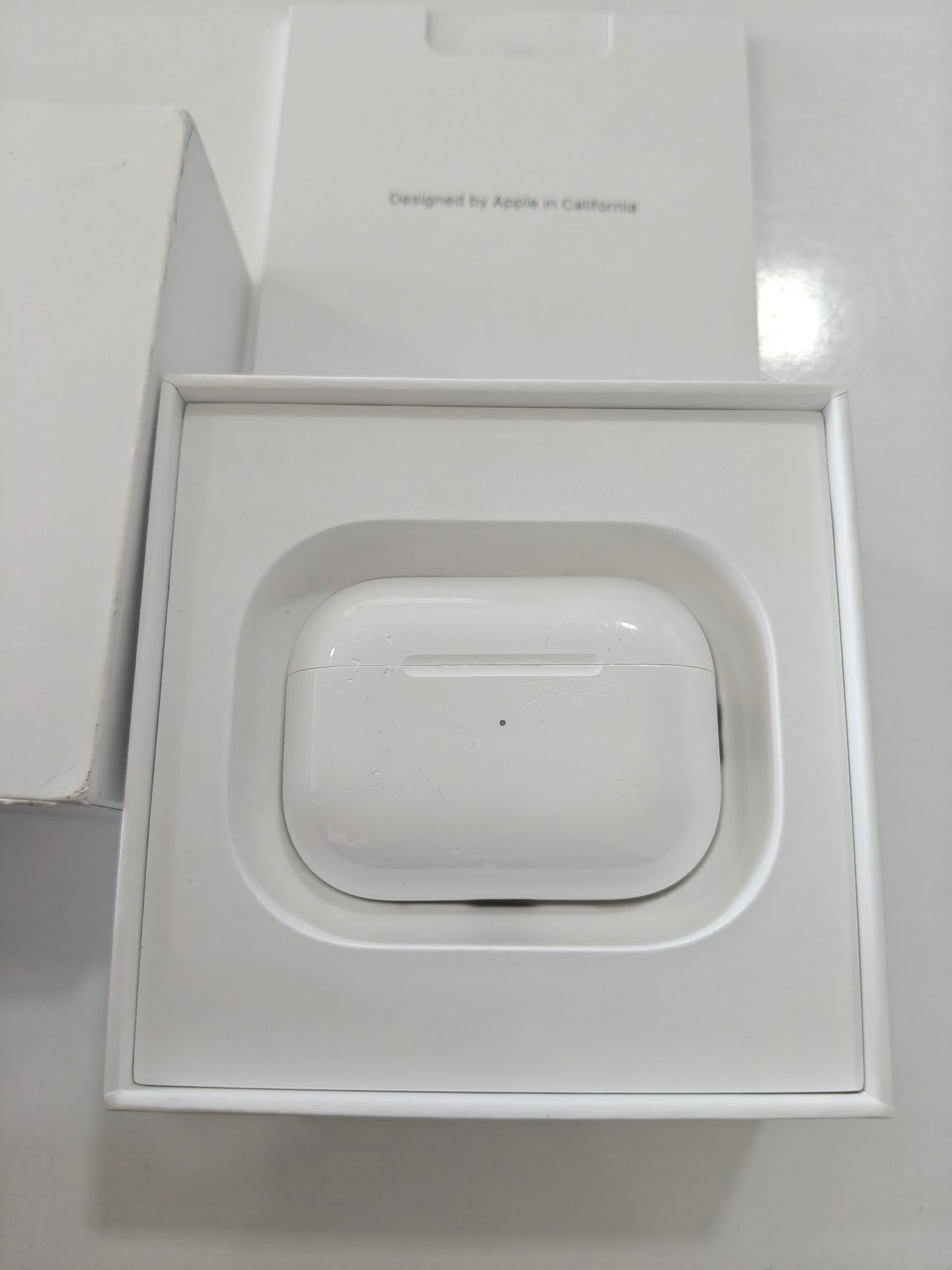 Apple AirPods Pro 2,Noise Cancel, 3D Audio ,Type C