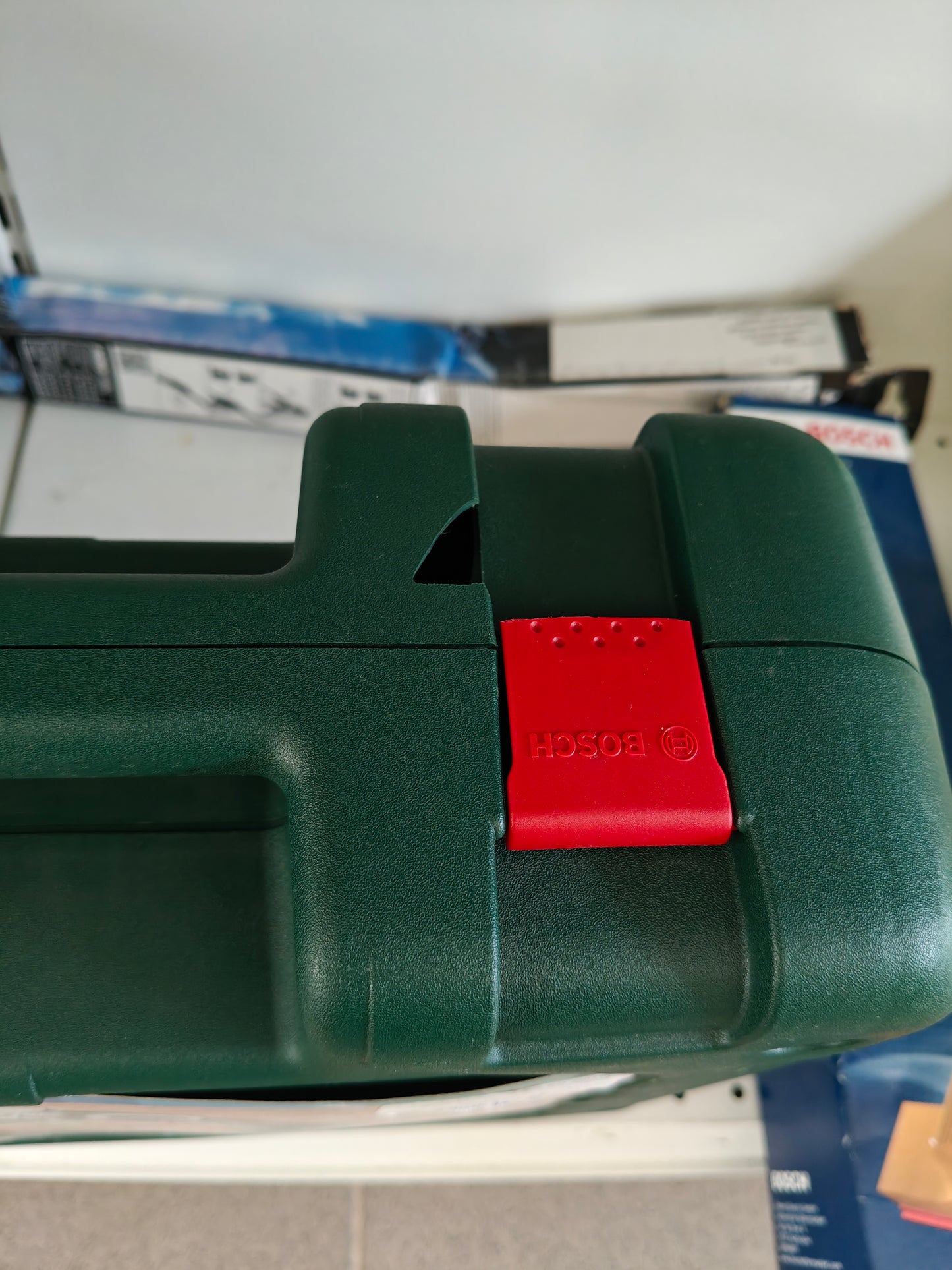 Fierăstrău Bosch AdvanceCut 18 ,Baterie și acumulator inclus