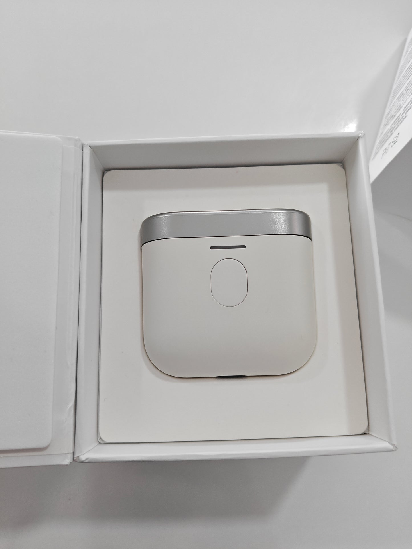 Bowers & Wilkins Pi7 S2 ,Canvas Alb