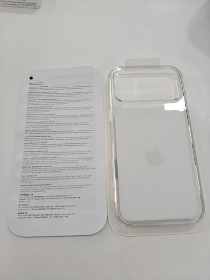 [RESIGILAT] Husa Apple Transparentă iPhone 17 Pro Max , Magsafe